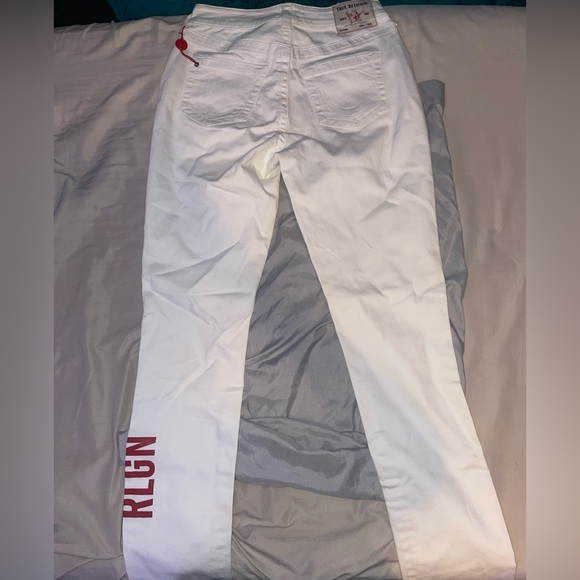 True Religion White Jennie Curvy High Rise Jeans With Red Lettering - Picture 2 of 11